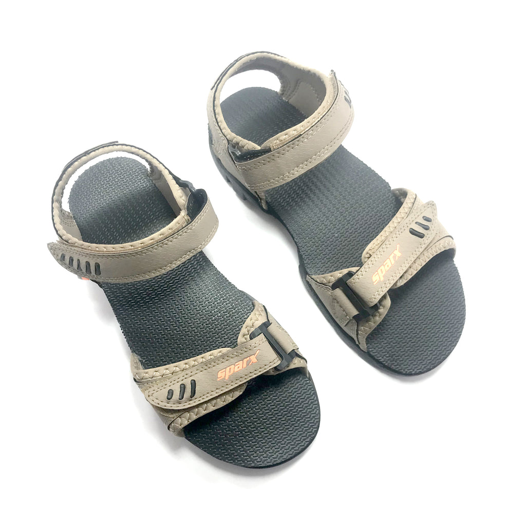 WOODLAND Men Camel Sandals - Buy WOODLAND Men Camel Sandals Online at Best  Price - Shop Online for Footwears in India | Flipkart.com